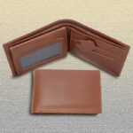 Classic Bifold with ID Window and Card Slots